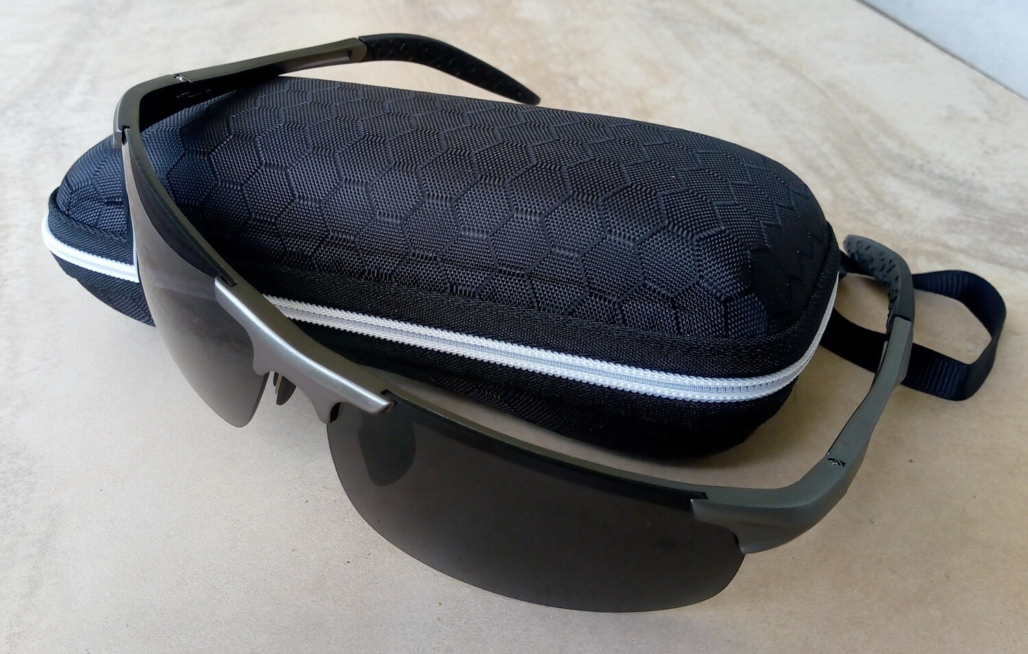 Marken-Designerbrille Alu-Magnesium Black