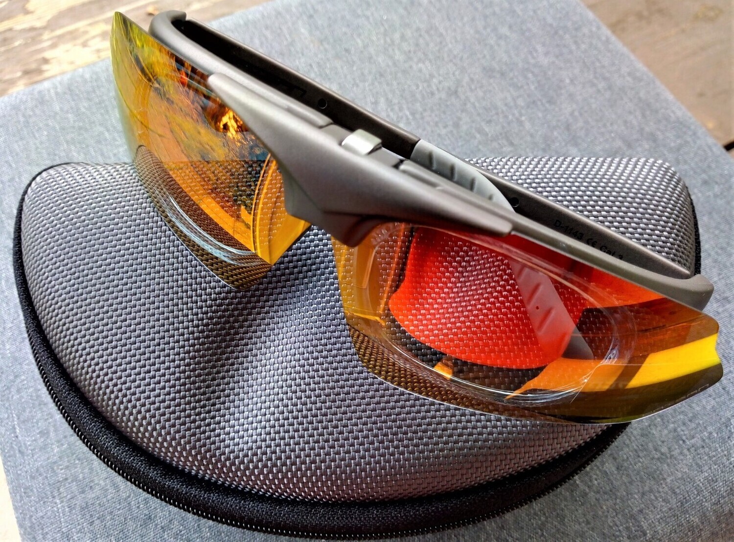 Sportbrille D1143 "Visor" Gestell grau matt