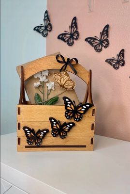 Monarch Butterflies Basket, Birthday Gift Basket, Altar de Muertos, Padrino Proposal Gift, 15Anera Gift, Moms Birthday Gift