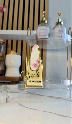 Personalized Nail Artist Desk Decor, Nail Tech Signs, Finger Nail Decor