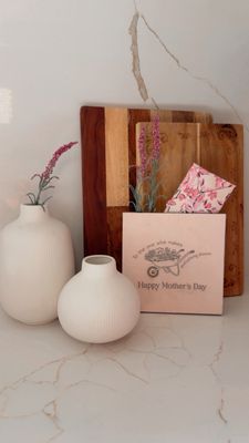 Mother's Day Gift, Flowers for Mom, Dia De La Mamá, Modern Organic Frame, Gardening, Dia De Las Madres, Gift Card Holder, Wagon Planter