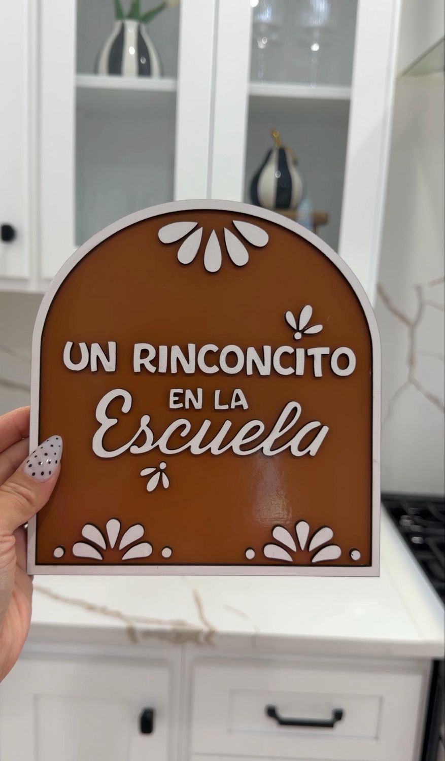 Spanish Teacher Door Sign, Back To School, Teacher Gift in Spanish, Teacher appreciation Gift