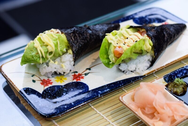 Salmon and Avocado Temaki (Raw)