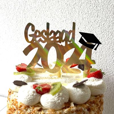Geslaagd 2024 taarttopper