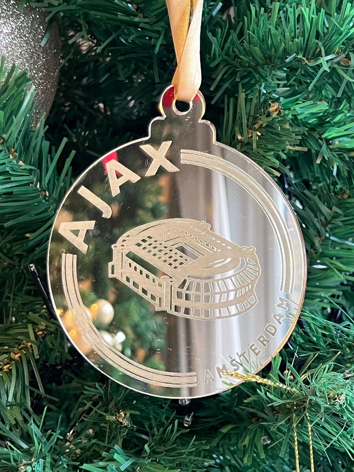 Kerstbal hanger De Arena goud