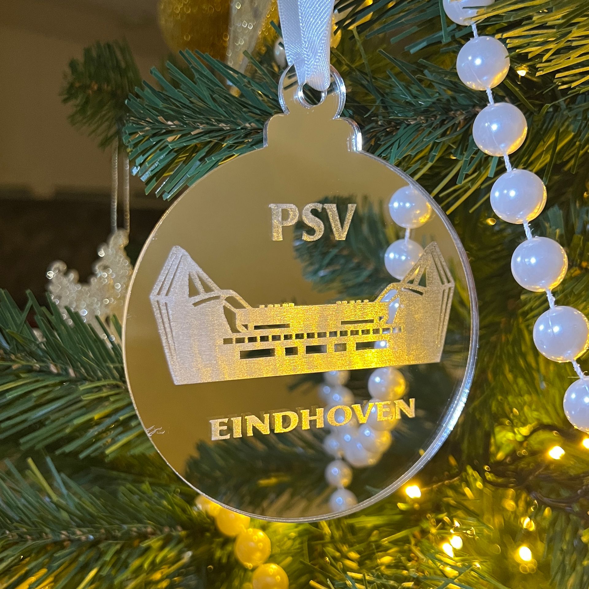 Kersthanger Philips stadion Eindhoven zilver