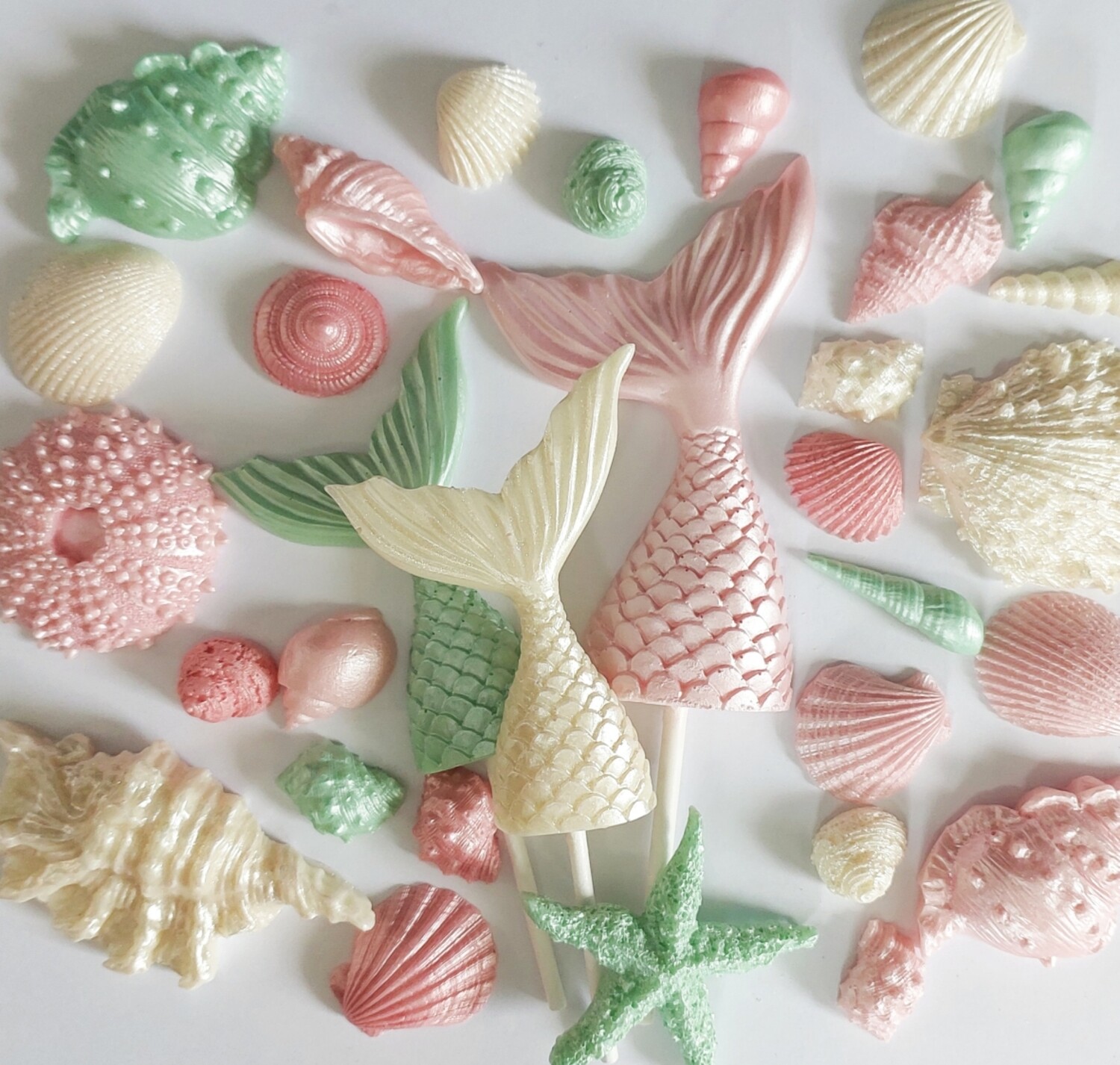 Mermaid Tails & Shells - Pink, Mint & Cream