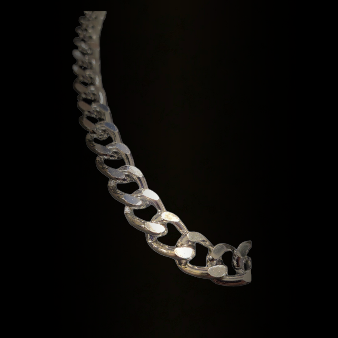 Single Diamond cut silver chain with round Lobster Claw