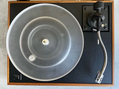 Triangle Turntable - VDH One Cartridge (Used)