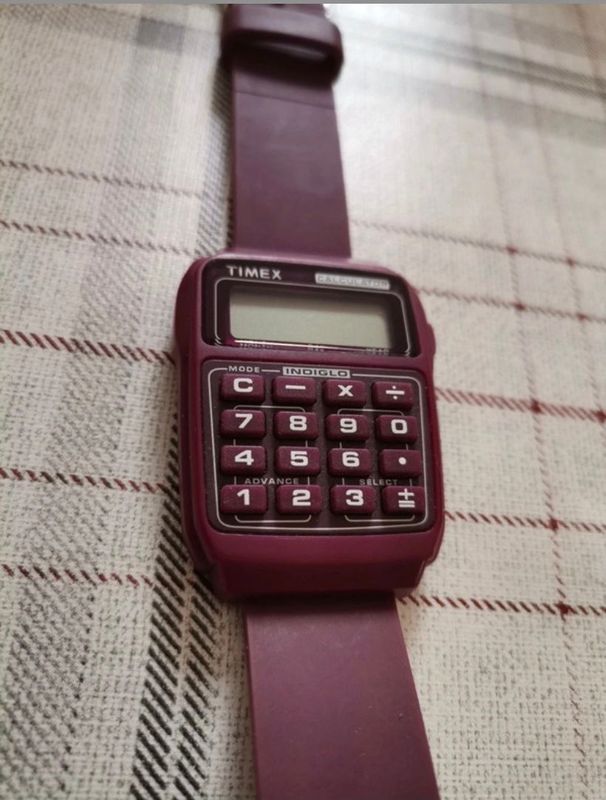 Timex Orologio calcolatrice Timex Retro Gerald Berry T2N189