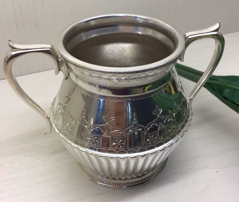 ZUCCHERIERA INGLESE BRITANNIA METAL- OGGETTO D’EPOCA