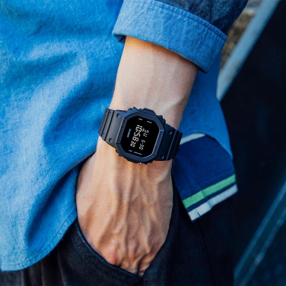 CASIO - G-SHOCK COLLECTION OROLOGIO DW-5600UBB-1