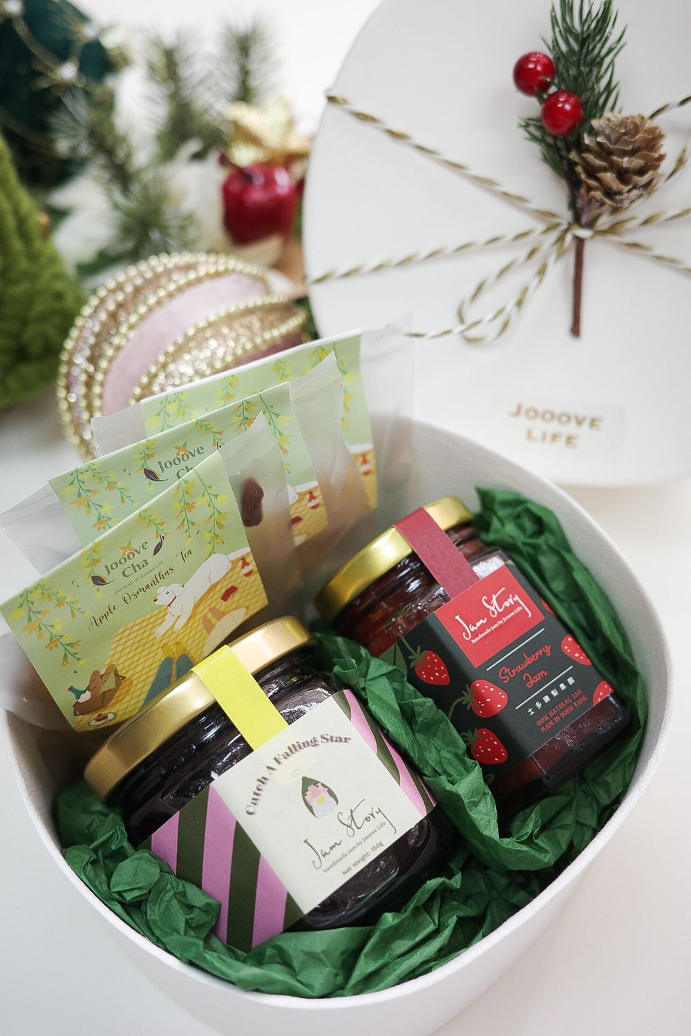 Xmas Set C: Catch a falling star + 士多啤梨果醬 + 3 Jooove Cha