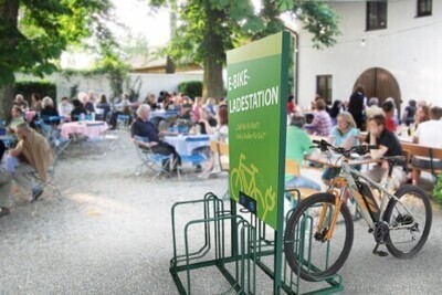 Akku-Ladestation E-Bikes