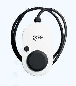 go-e Charger Gemini bis 11 kW Wallbox mit Ladesteckdose go-e Charger Gemini bis 11 kW Wallbox mit Ladesteckdose