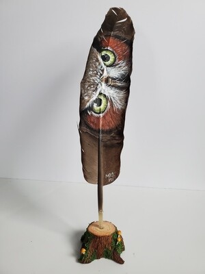 Owl Painted Feather w/Sculpted Stand
