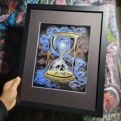 Hourglass 11x14 matted frame