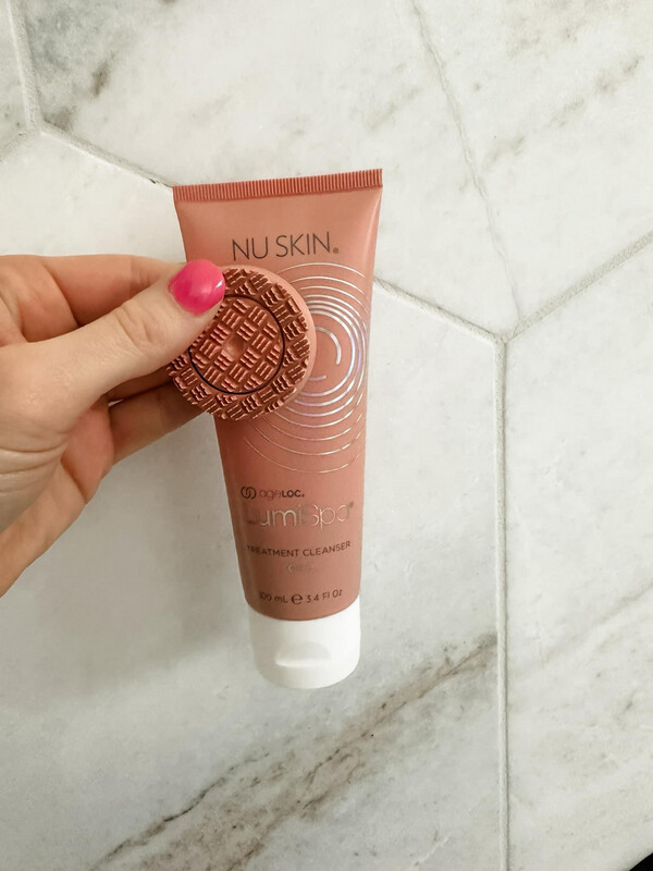 Rose Gold lumi Head and Cleanser