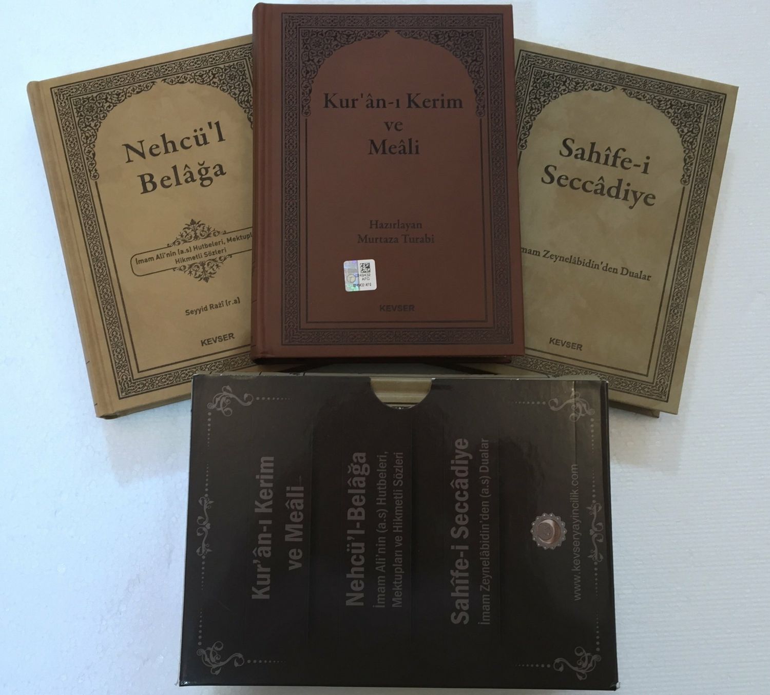 Kuran'ı Kerim - Nehcü'l Belağa - Sahife-i Seccadiye Kuran'ı Kerim - Nehcü'l Belağa - Sahife-i Seccadiye