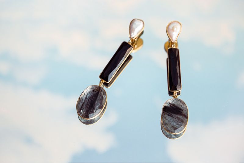 Labradorite, Onyx And Pearls Drops