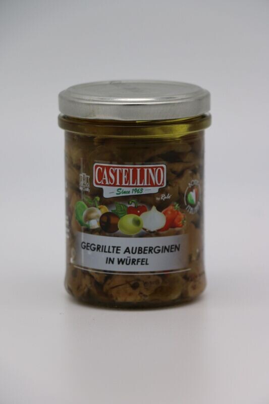 Gegrillte Auberginen in Würfel Gegrillte Auberginen in Würfel