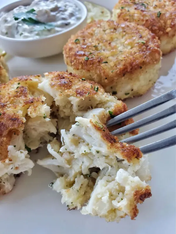 Crab Cakes, Jumbo 3.5 oz ea