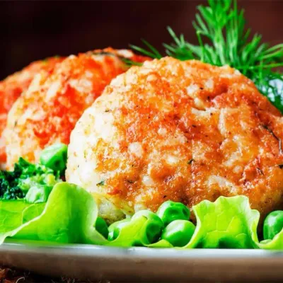 Salmon Meatballs 4oz Marinara Style, 4pc
