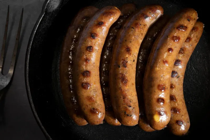 Smoked Elk Sausage with Bacon and Cheddar Cheese Smoked Elk Sausage with Bacon and Cheddar Cheese