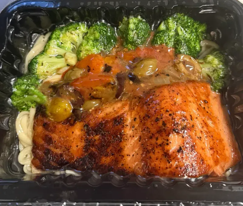 The Linguine Love Triangle: Salmon, Capers & Olives "PUTTANESCA"