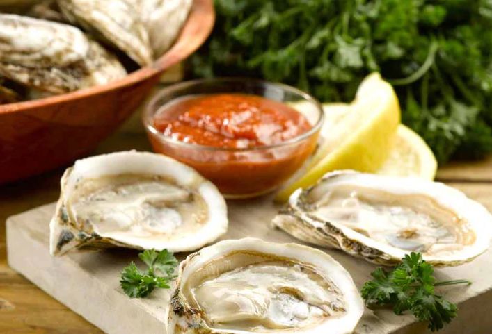 BLUE POINT EAST COAST OYSTERS - DOZEN BLUE POINT EAST COAST OYSTERS - DOZEN