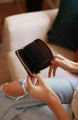 CARD HOLDER