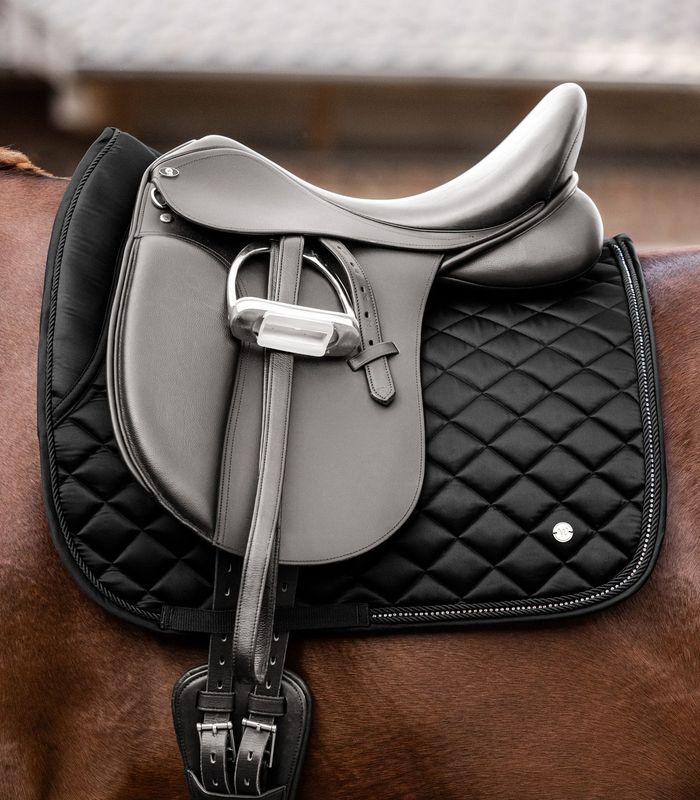 Schabracke NEPAL schwarz by Waldhausen Schabracke NEPAL schwarz by Waldhausen