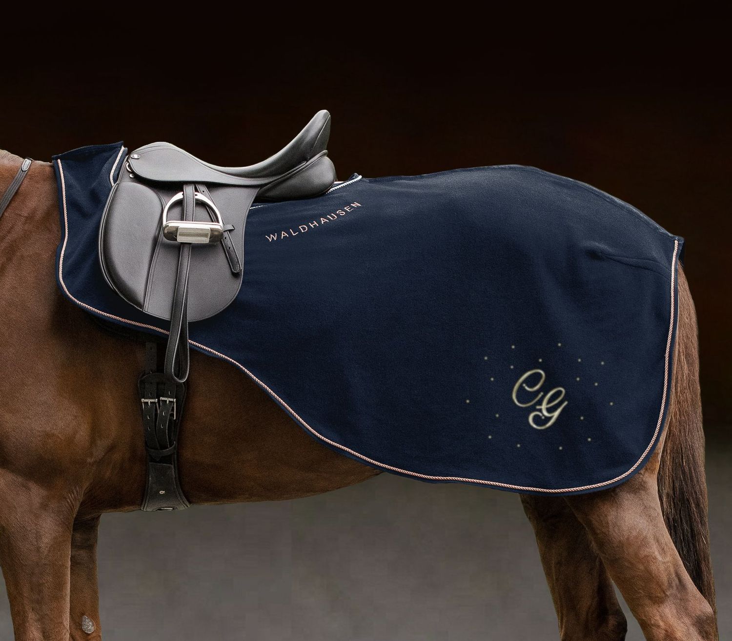 Ausreitdecke MODERN ROSE navy/dunkelblau by WALDHAUSEN