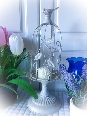 Beautiful vintage home decor bird cage style candle holder. 13.5”x4”