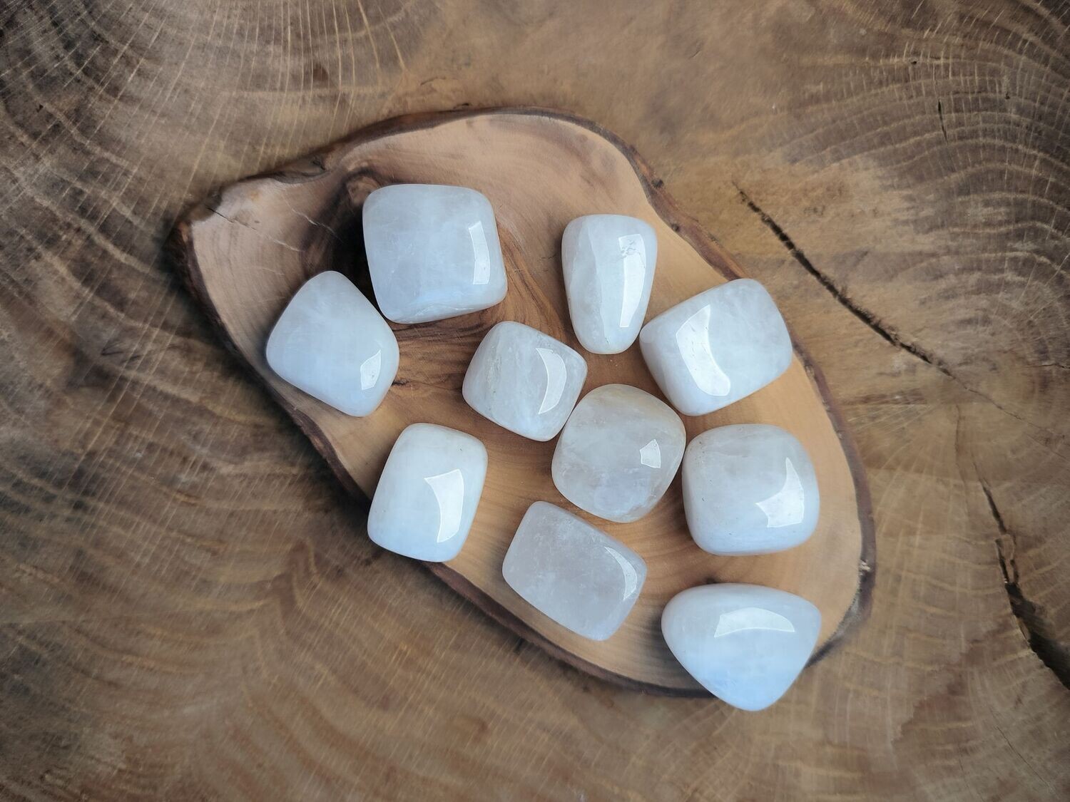 Quartz (Cristal de Roche) pour calmer les migraines et maux de tête, purifier et revitaliser le corps