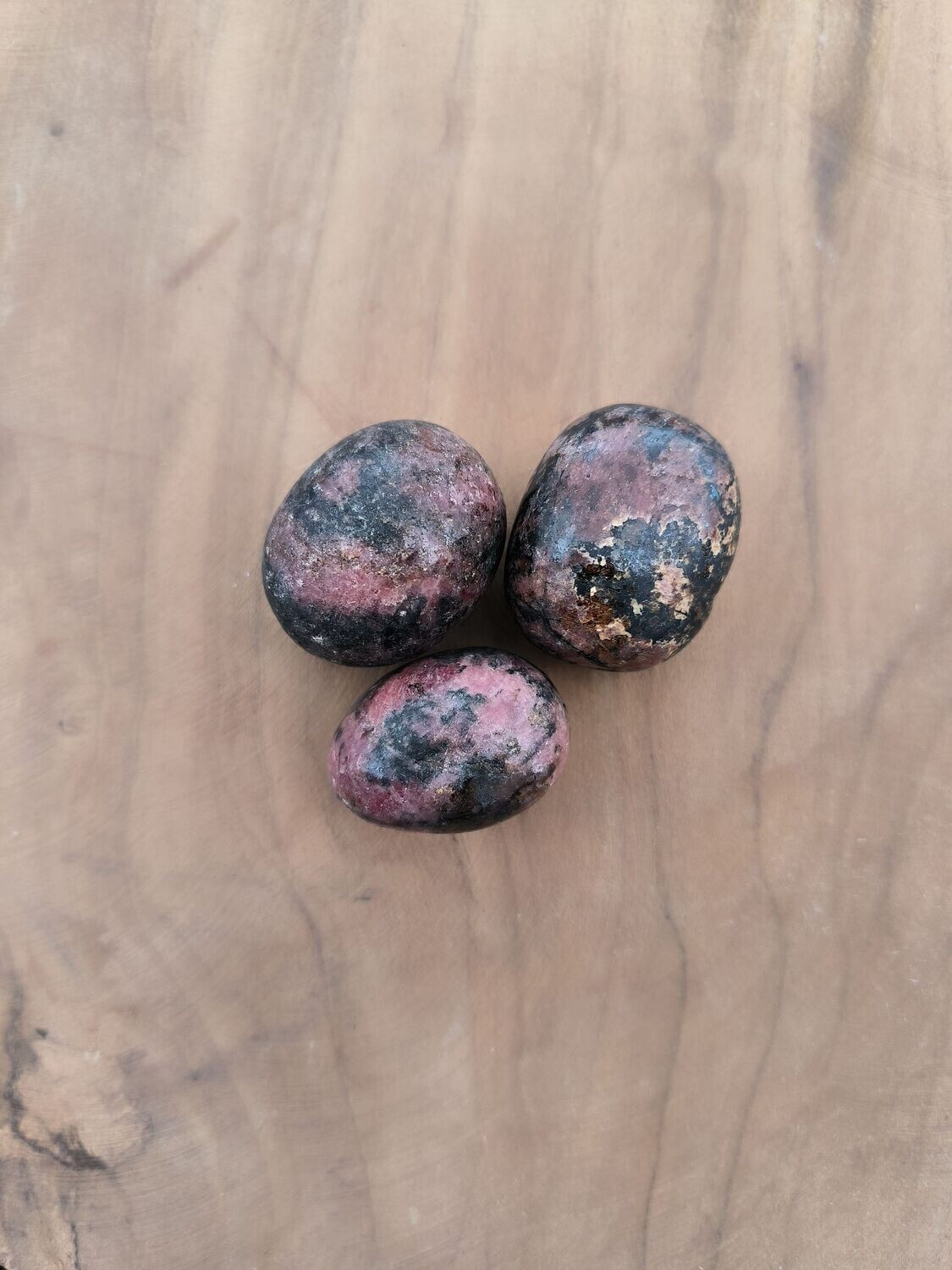 Rhodonite du Brésil : ANTI STRESS, apaise panique et chocs