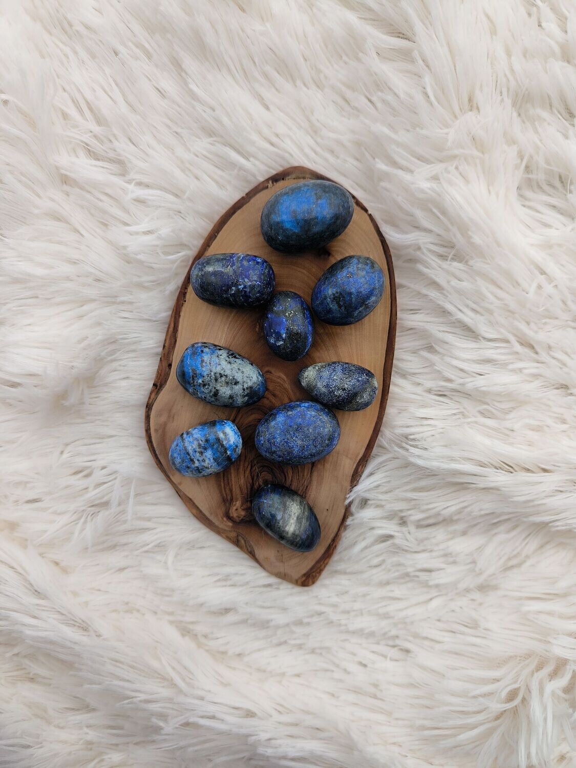 Lapis Lazuli : Paix Intérieure - Confiance en ses choix - Intuition