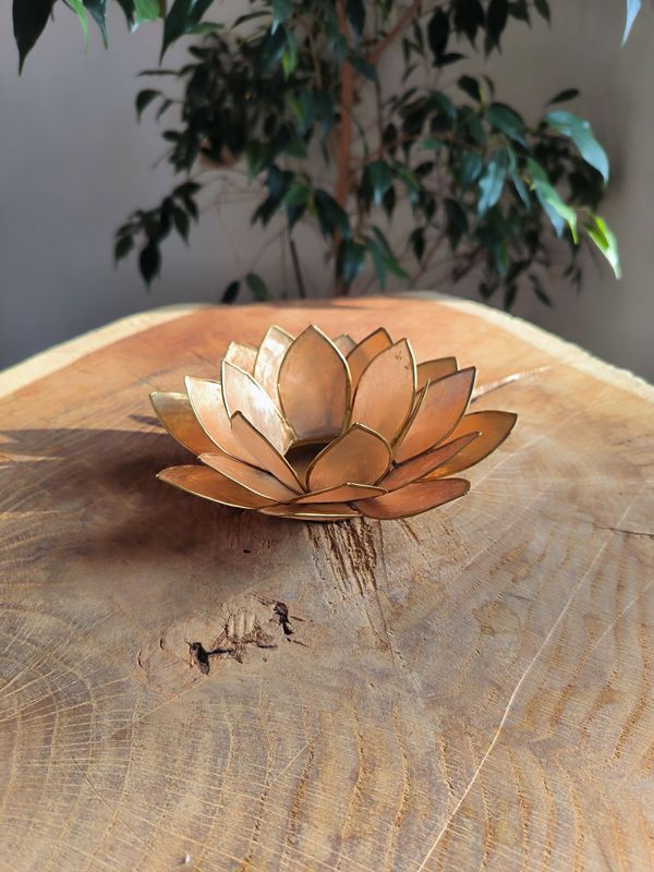 Bougeoir Lotus en Coquillage de Capiz