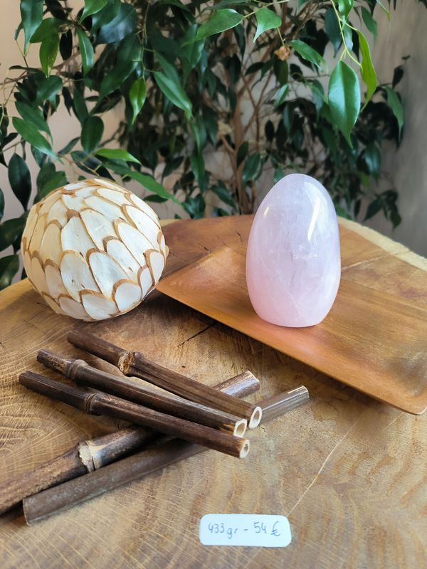 Forme Libre de Quartz Rose