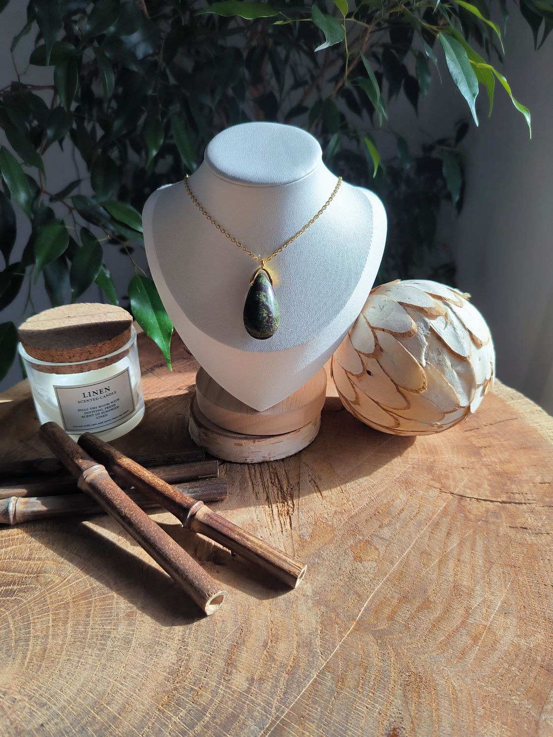 Collier  Jaspe Sang de Dragon pour retrouver motivation, énergie, positivité et confiance en soi