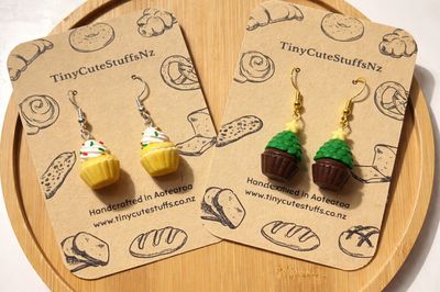 Christmas Cupcake Earrings