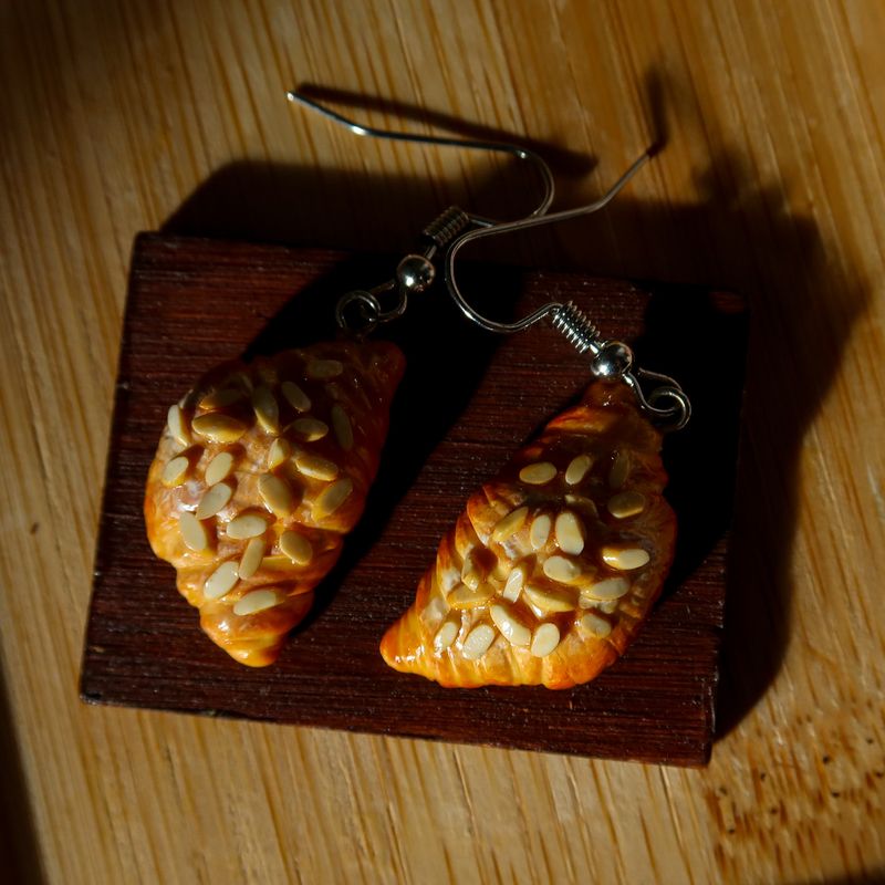 Almond Croissant Earrings