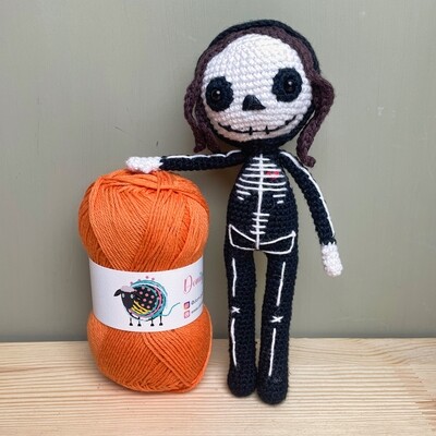 Dana Skully Halloween Pattern