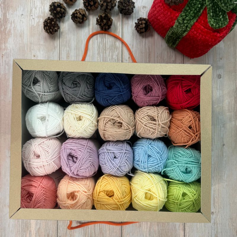 20 pcs BOX of Domigurumi Sweetie 🧶