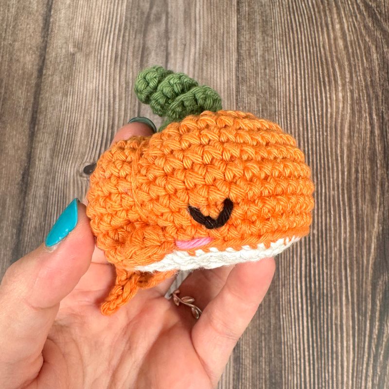 Pumpkin Whale Pattern ITA