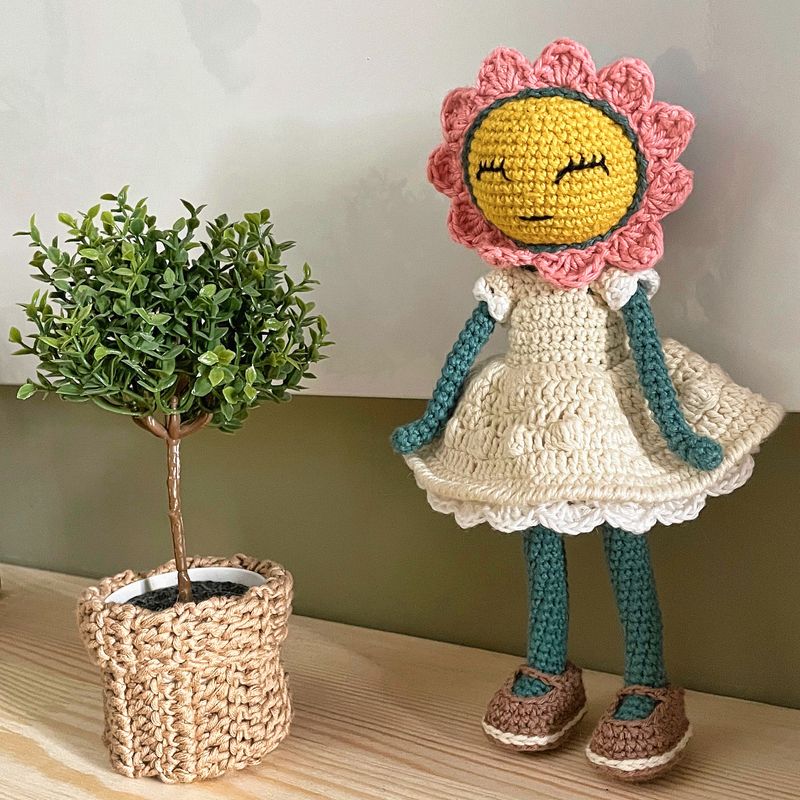 Flower doll Pattern ITA-ENG US