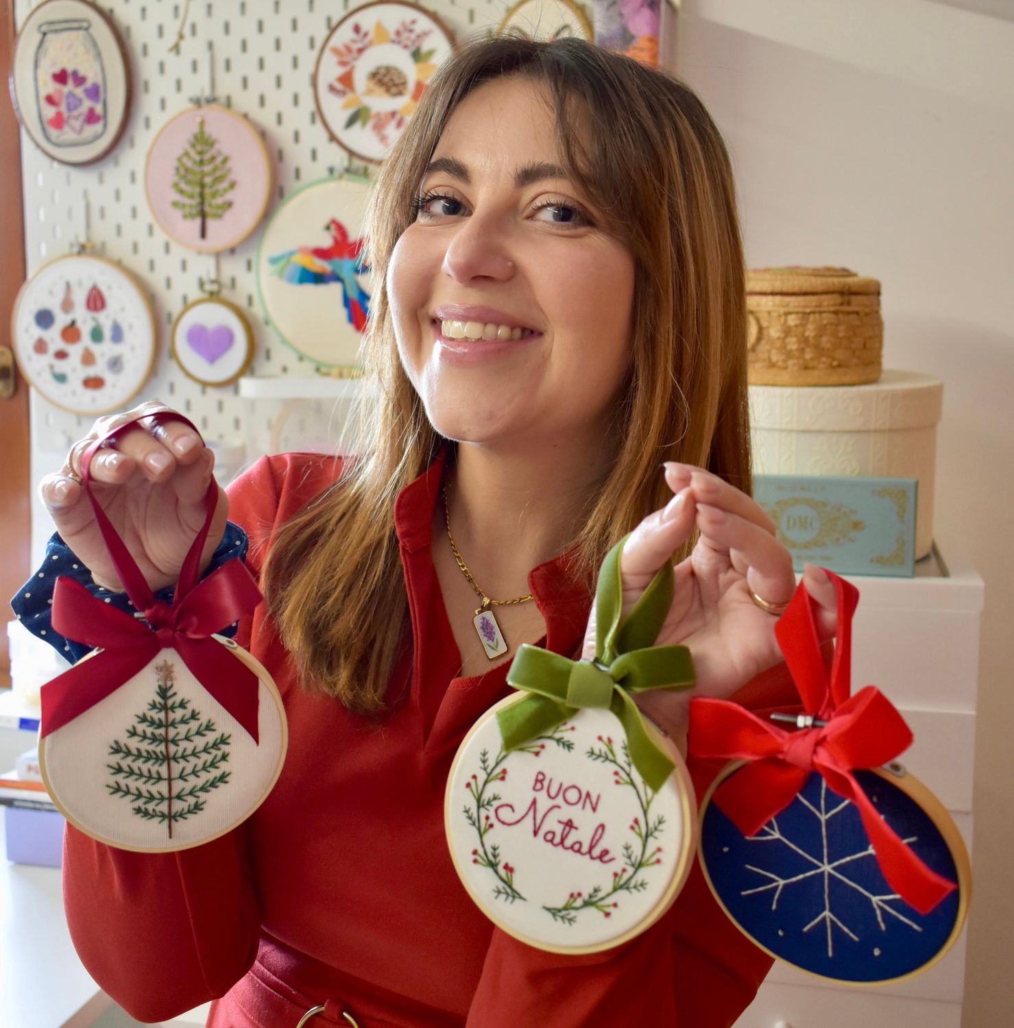 🧵 Corso di Ricamo Natalizio 🎄  con Federica di Punto Nodino - Sabato 22 Novembre