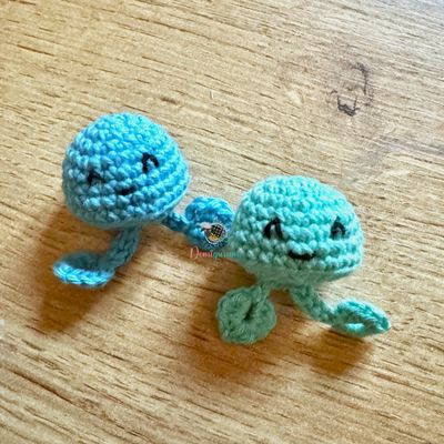 Mini Jellyfish Keyring/Charm Pattern ITA