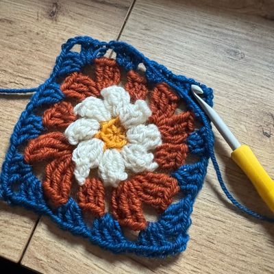 🧶 Corso di Uncinetto BASE 4 incontri con Snej (Babushka Handknit) - Partenza MERCOLEDì 6 Maggio