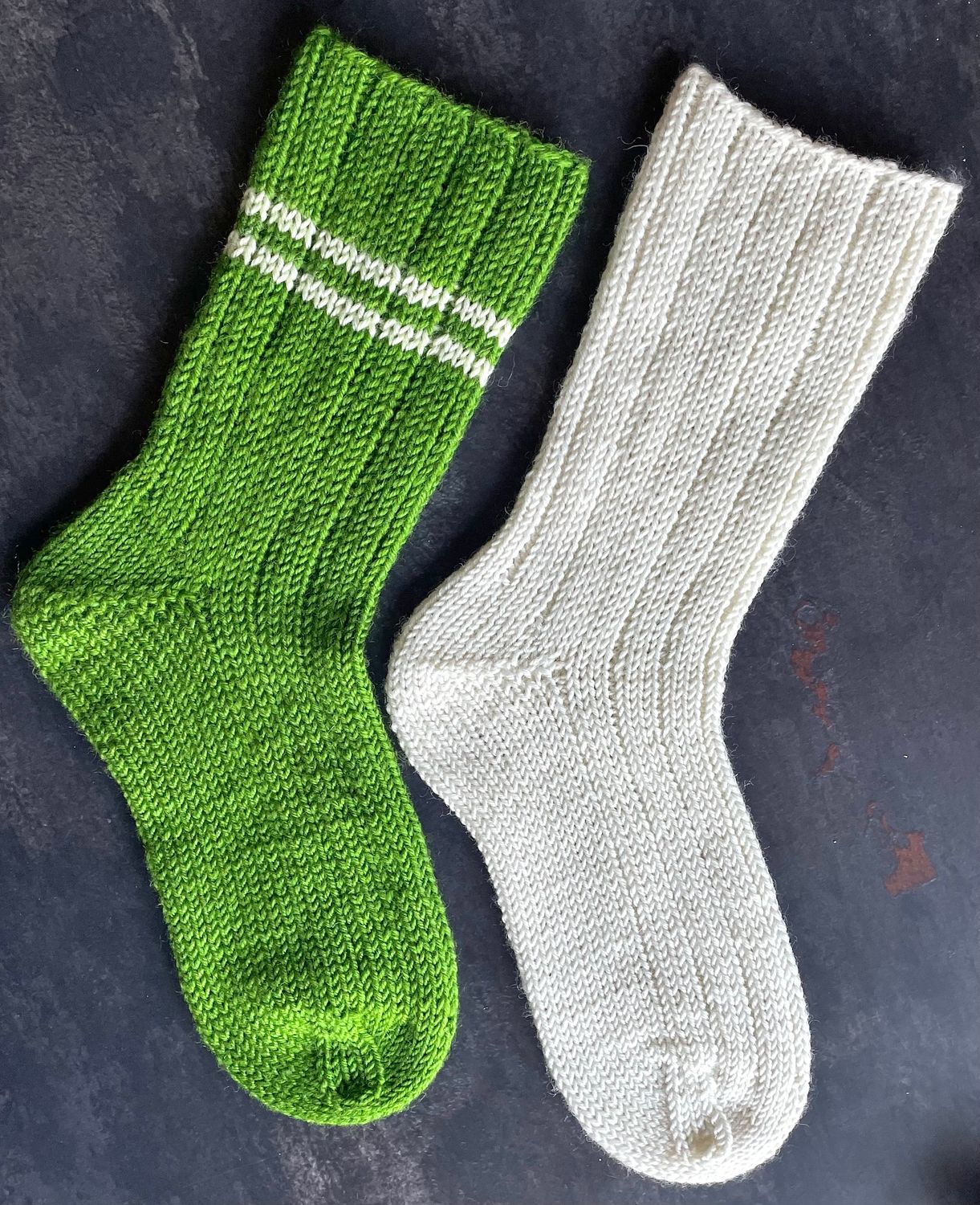 KIT Easy Socks ai 5 Ferri di Babushka_Handknit x Domigurumi